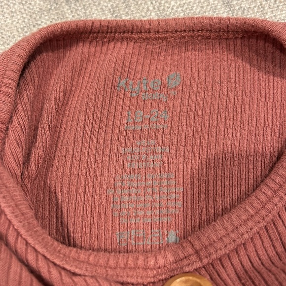 Kyte baby Henley ribbed set - Picture 3 of 3